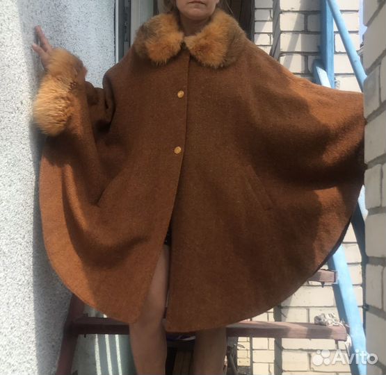 Пальто женское пончо