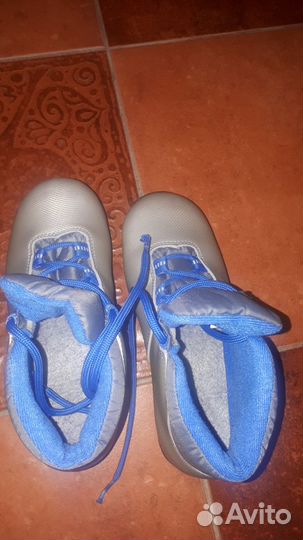 Лыжные ботинки детские 34 размер