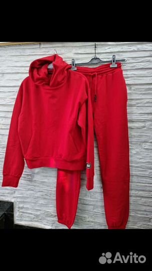 Спортивный костюм женский 42-44