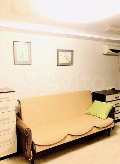 2-к. квартира, 50 м², 1/3 эт.