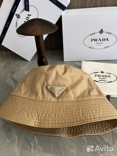 Панама Prada