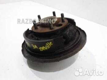 Кулак задний левый 25527483