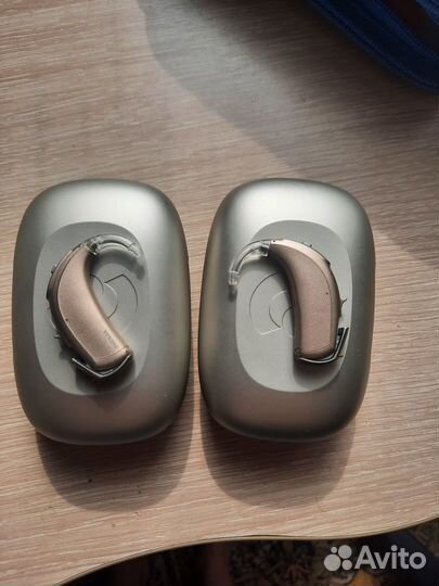 Слуховой аппарат phonak Naida V90 UP