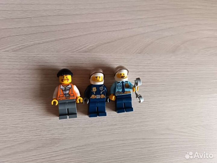 Lego city 60137 Побег на буксировщике Конструктор