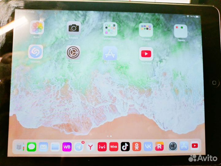 Планшет Apple iPad air в хорошем состоянии