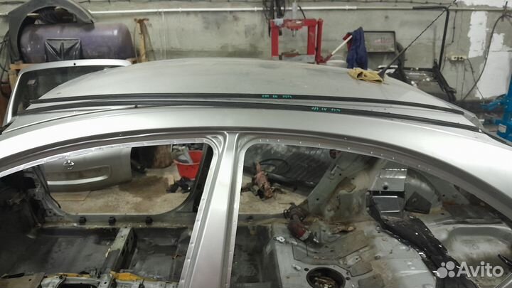 Молдинг крыши лифтбек Nissan primera p12