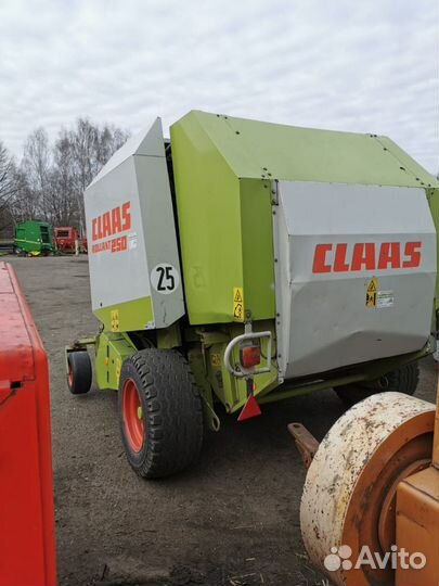 Пресс-подборщик Claas Rollant, 2000