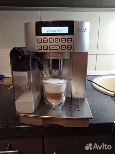Кофемашина Delonghi MagnificaS 22.360S
