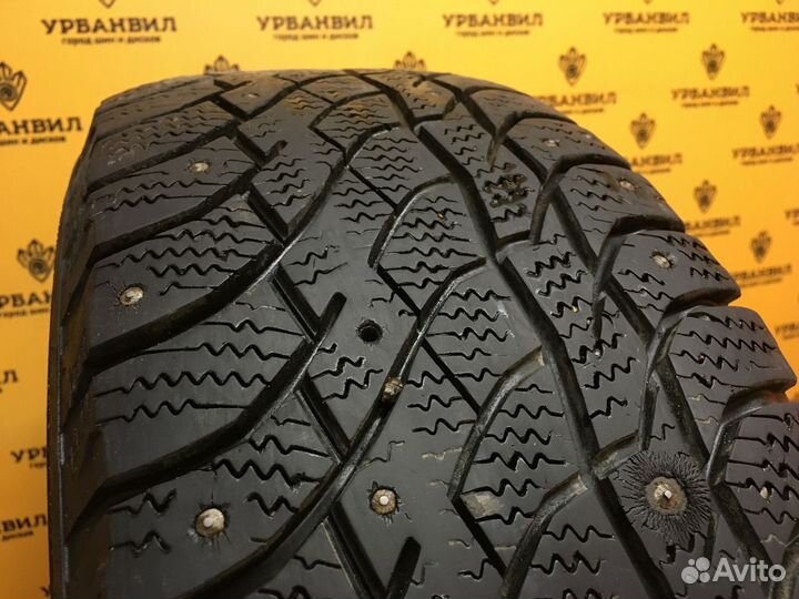 Viatti Bosco Nordico V-523 215/65 R16 98T