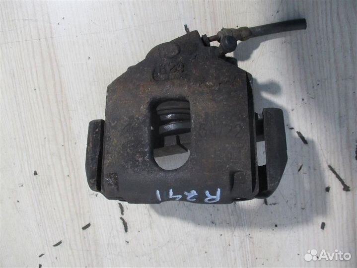 Суппорт передний левый Ford Fusion 2002