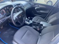 Opel Insignia 1.6 MT, 2012, 180 000 км, с пробегом, цена 950 000 руб.