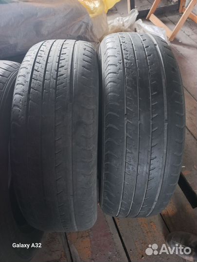 Dunlop Grandtrek AT1 225/60 R18