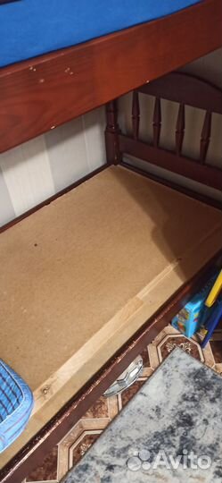 Кровать двухсярусная с матрасом бу