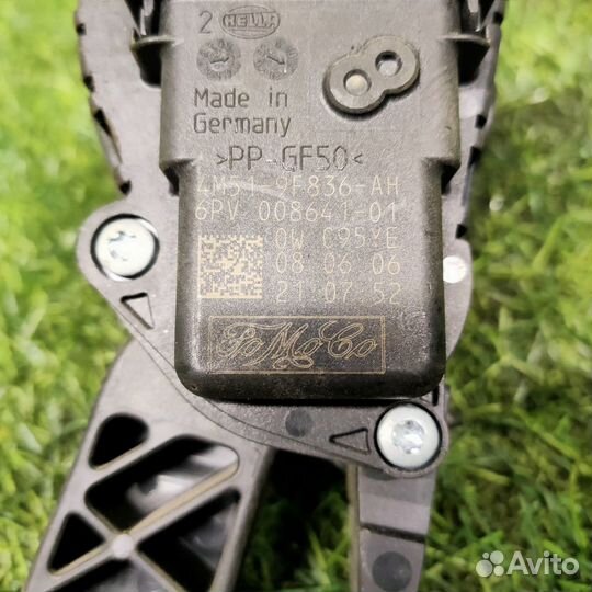 Педаль газа Ford Focus 2