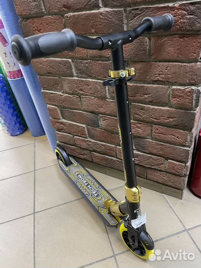 Самокат Tech Team Comfort 145R