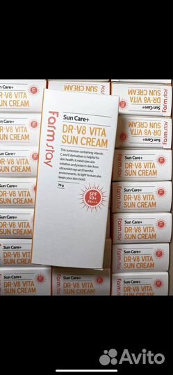 Солнезащитный крем новый для лица и тела