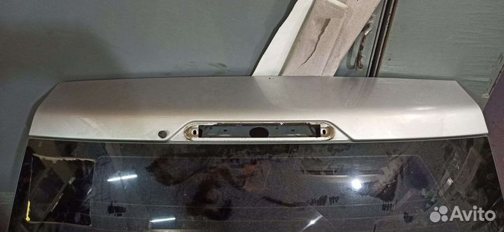 Крышка багажника Nissan X-Trail T-31