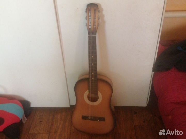 Классическая гитара шестиструнная бу