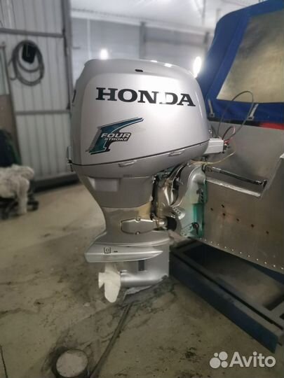 Прогресс 4 с мотором Honda 50