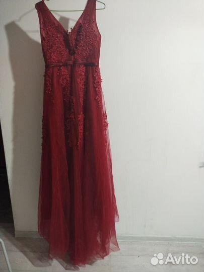 Вечернее платье в пол 46 48