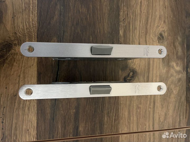 Замок врезной для межкомнатных дверей