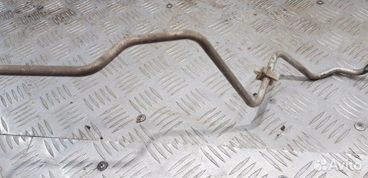 Трубка кондиционера Nissan Tiida C11