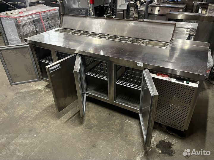 Холодильный пицца стол