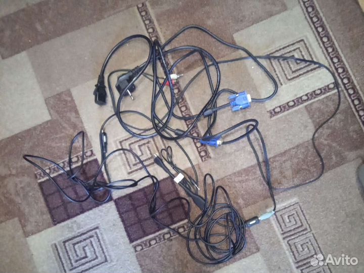 Кабель для компьютера