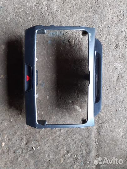 Переходная рамка под штатный монитор Sportage 3