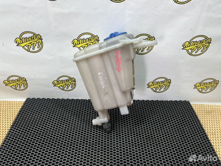 Бачок расширительный Audi A4 B8 S4 S5