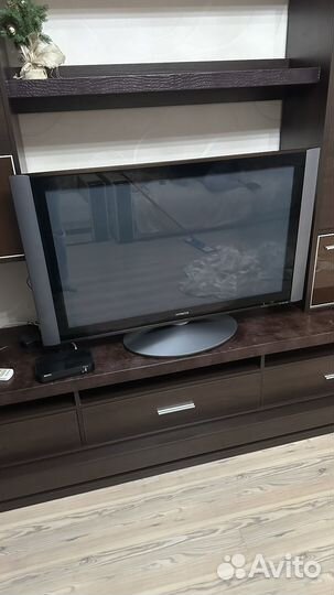 Телевизор hitachi