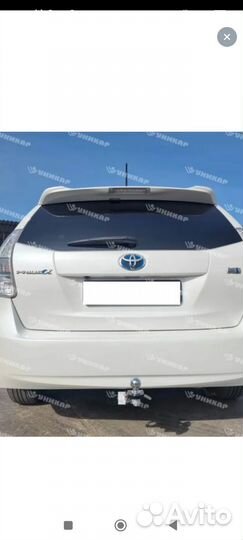 Фаркоп Toyota Prius alpha заводской