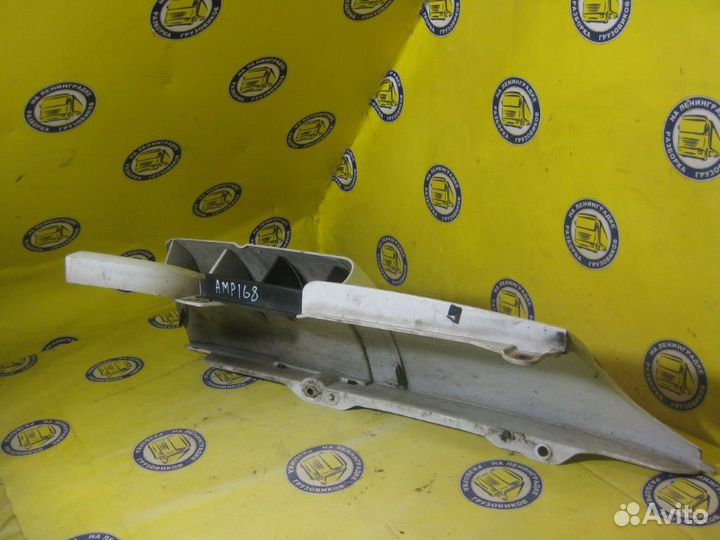 Угол кабины правый 9438840923 mercedes-benz, actro