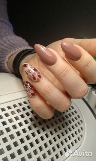 Маникюр