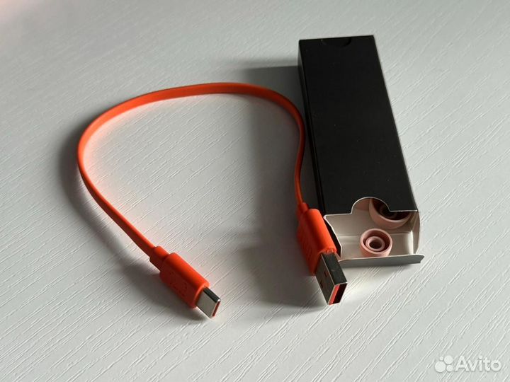 Блютуз наушники JBL