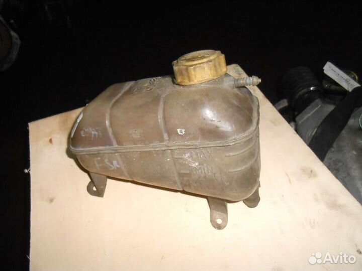 Бачок расширительный Ford Scorpio