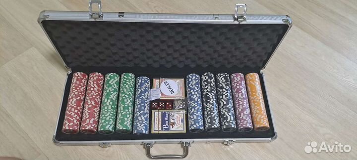 Покерный набор Royal flush,Nuts 500 фишек