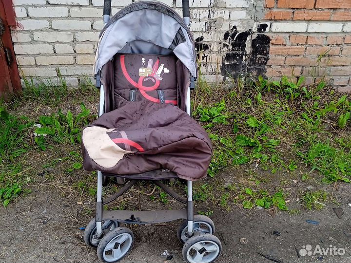 Прогулочная коляска