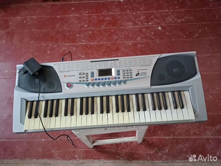 Синтезатор Novis