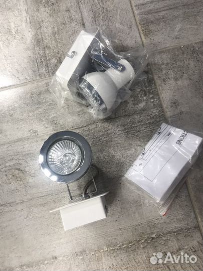 Светильник комплект новые