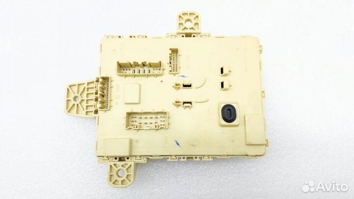 Б/У Б/У Блок предохранителей салонный Состояние