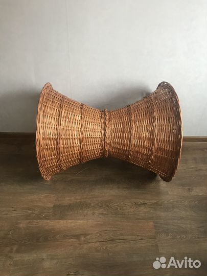 Корзина плетеная большая