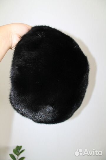 Берет женский норковый