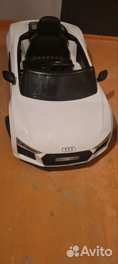 Детский электромобиль