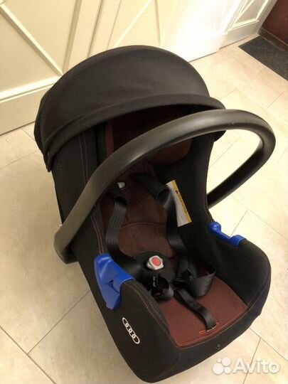 Автомобильное кресло Audi