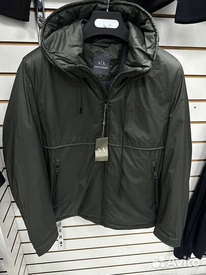 Демисезонные куртки Armani стильные