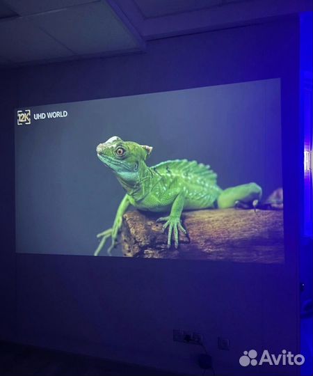 Проектор Umiio Full HD Android TV