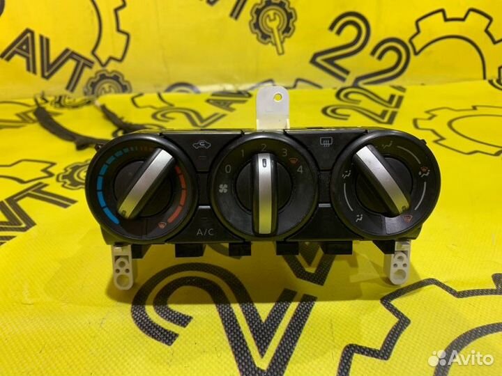 Блок управления климат-контролем Nissan Qashqai
