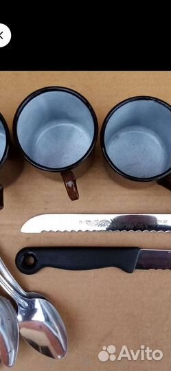 Чайник ставить на огонь