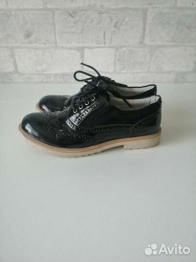 Ботинки Оксфорды 35 размер; школьные туфли
